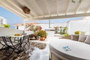Beautiful 2 bedroom bungalow, Las Flores Costa Adeje