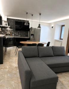 Candlelight Boutique Apartment in the Heart of Trieste