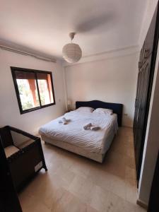 Cozy apartment with pool near Allal El Fassi