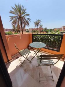 Cozy apartment with pool near Allal El Fassi