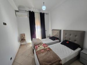 Appartement Cosy deux Chambres avec Piscines