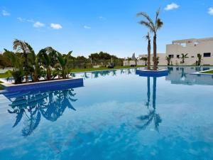 Bungalow with pool and terrace in Mirador Hills