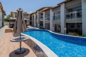 Apt equipado em cond. c piscina- Imbassaí ITFA039