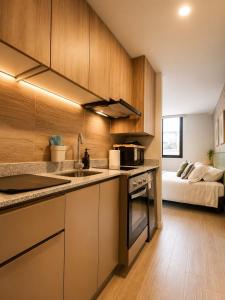New apartment, steps from the Paris-Londres neighborhood