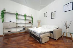 Comfy apartment next to Termini station