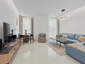 VayK - Chic 2BD Apartment in Business Bay