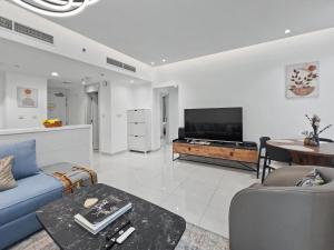 VayK - Chic 2BD Apartment in Business Bay