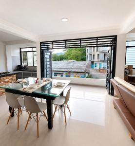 Nuevo y Confortable Apartamento