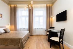 Dodo Acomodo 10 - Kazimierz, Vintage - High Ceilings - Near Station