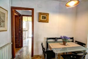 The Rose by Hello Homes Sitges