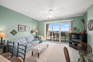 Dunes 406