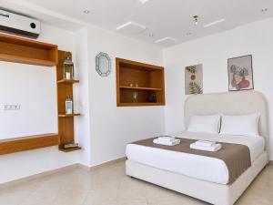 Corniche Ocean View appartement - premium and location-focused - Piscine & Wifi & Parking & AC