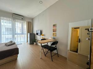 Stayhub Central District 1