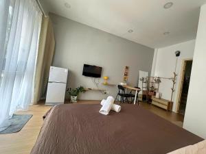 Stayhub Central District 1