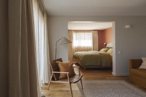 Still Waters, guesthouse by Linen Tales