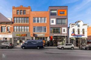 4 Bedroom Penthouse Loft in Heart of Wicker Park