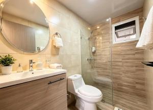 Elegant Beachy 1-Bedroom Vacation Apartment