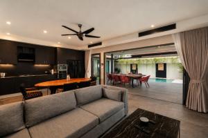 Medici Villa - Phuket Modern Luxury Pool villa