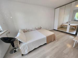 DIVESSA LUXURY STUDIO, self check-in non-stop, privacy