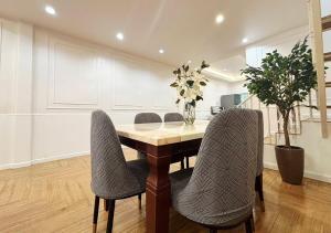 Cozy 4BR Private Home in Sukhumvit near BTS Udomsuk