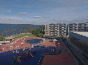 Bay Park Flat Q513 · Flat Mobiliado Beira Lago