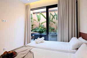 SariStays Valencia Terraza Deluxe L