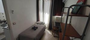 Very central apartment by shops restaurants
