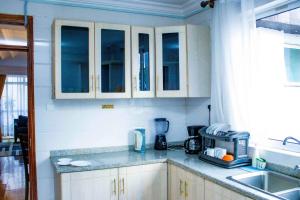 Spacious 3 Bedroom Westlands Haven Powerbackup Fast WiFi