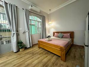 Stayhub Central - District 1 - Le Thanh Ton