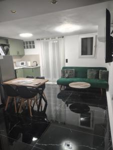 Luxury Apartment By GM