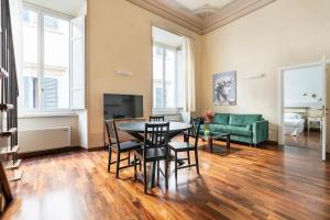 Contemporary Elegance in a Renaissance Palazzo