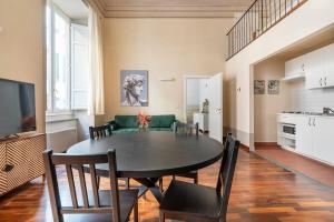 Contemporary Elegance in a Renaissance Palazzo