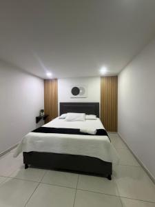 majestic ROom