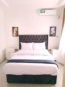 2nd street ibex apartment