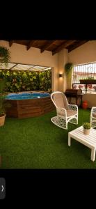 penthouse piscina barbacoa