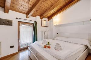 Casa Del Profeta - Mountain View Balcony - Happy Rentals