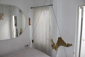 Erhu House