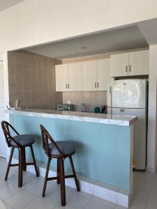 Beautiful condominium with a pool on Costera