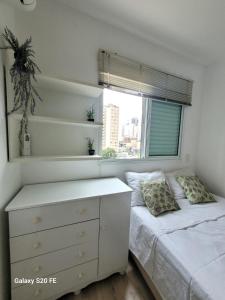 704 Ap Completo em Pinheiros | C Ar Cond