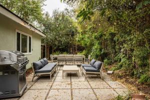 The Rose Mar Four Bedroom Villa By the Sea