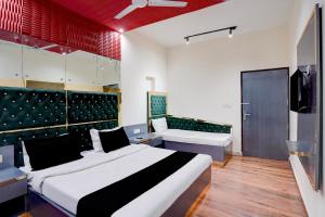 Hotel O Crown Continental