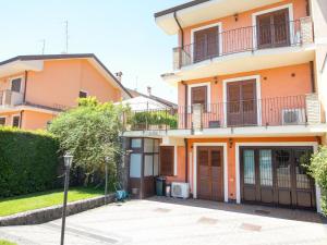 Spacious Sicilian Etna Villa