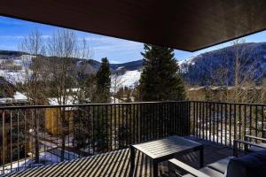 Village Retreat with Sweeping Mountain Views