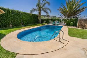 Beach view 5 bedroom villa with pool and game room