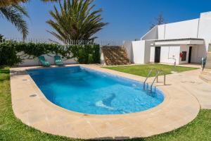 Beach view 5 bedroom villa with pool and game room