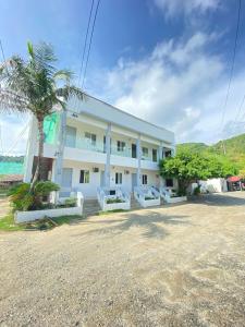 Michaela Angelo Transient House - Maz Polinaire Beach Resort