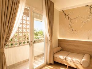 Linh Lan Hotel Phan Xich Long