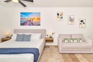 Coastal Studio W Rooftop Pool, Gym Near Beach