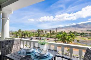 Dream Vacation Studio by the Beach and Pool - Lahaina Shores 428