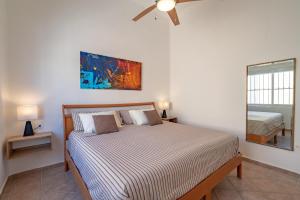 Mamitas Beach 5th Avenue Apartment
